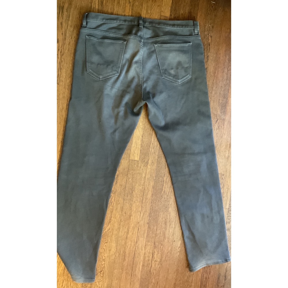 Banana Republic Traveler Pant 35 x 32